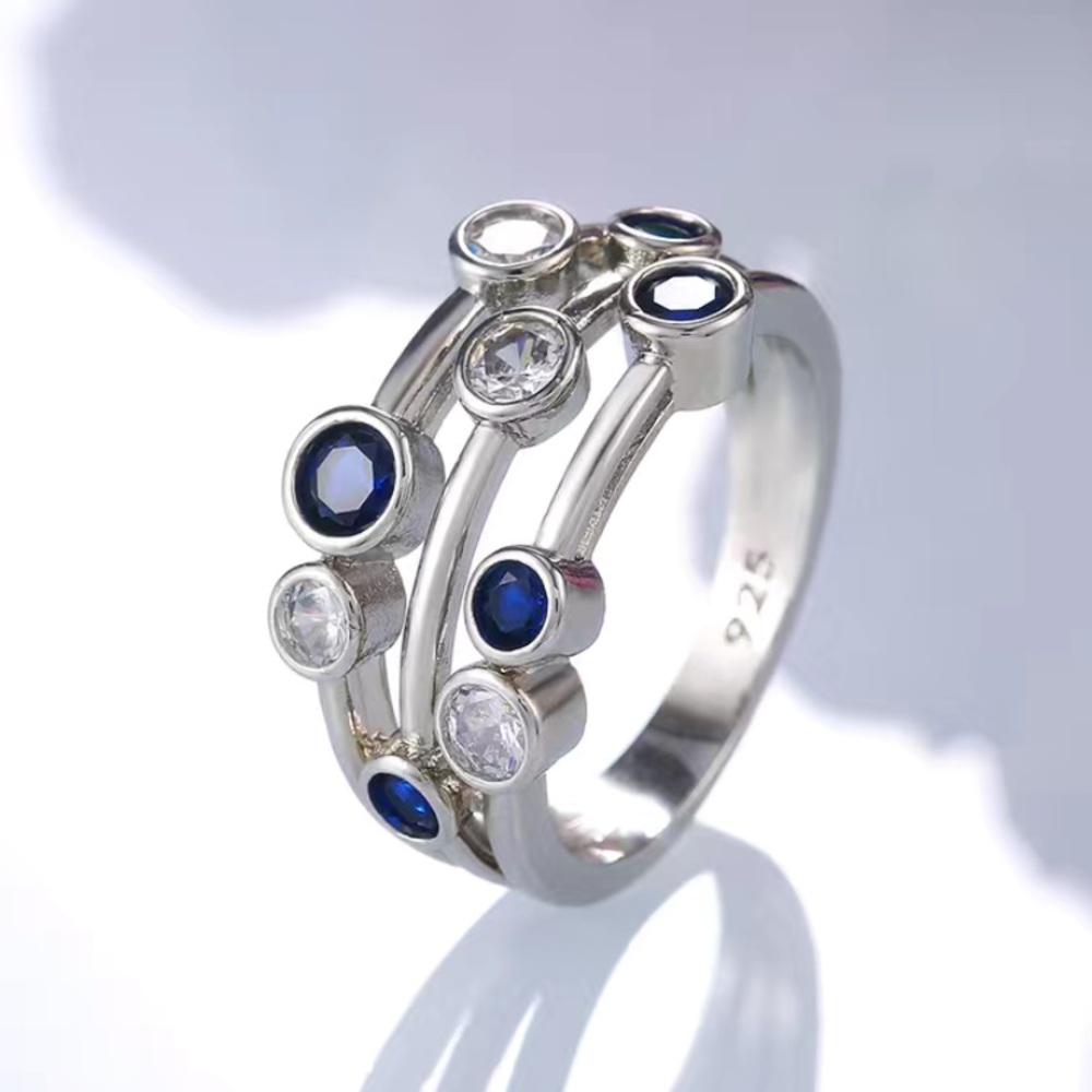 White & Blue Sapphire 9.25 Sterling Silver Ring Size 9